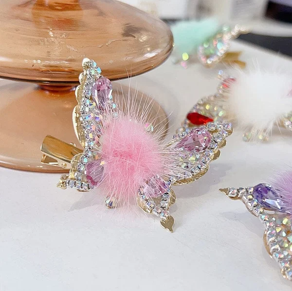 Delicate Fur Ball Butterfly Hair Clip - 4 Pcs/Set