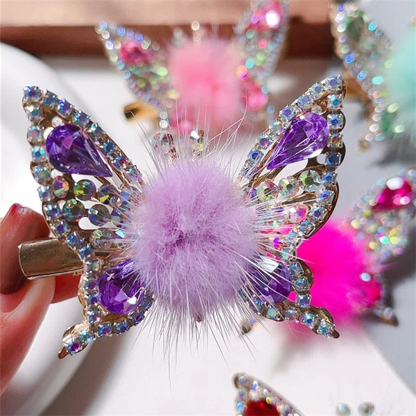 Delicate Fur Ball Butterfly Hair Clip - 4 Pcs/Set